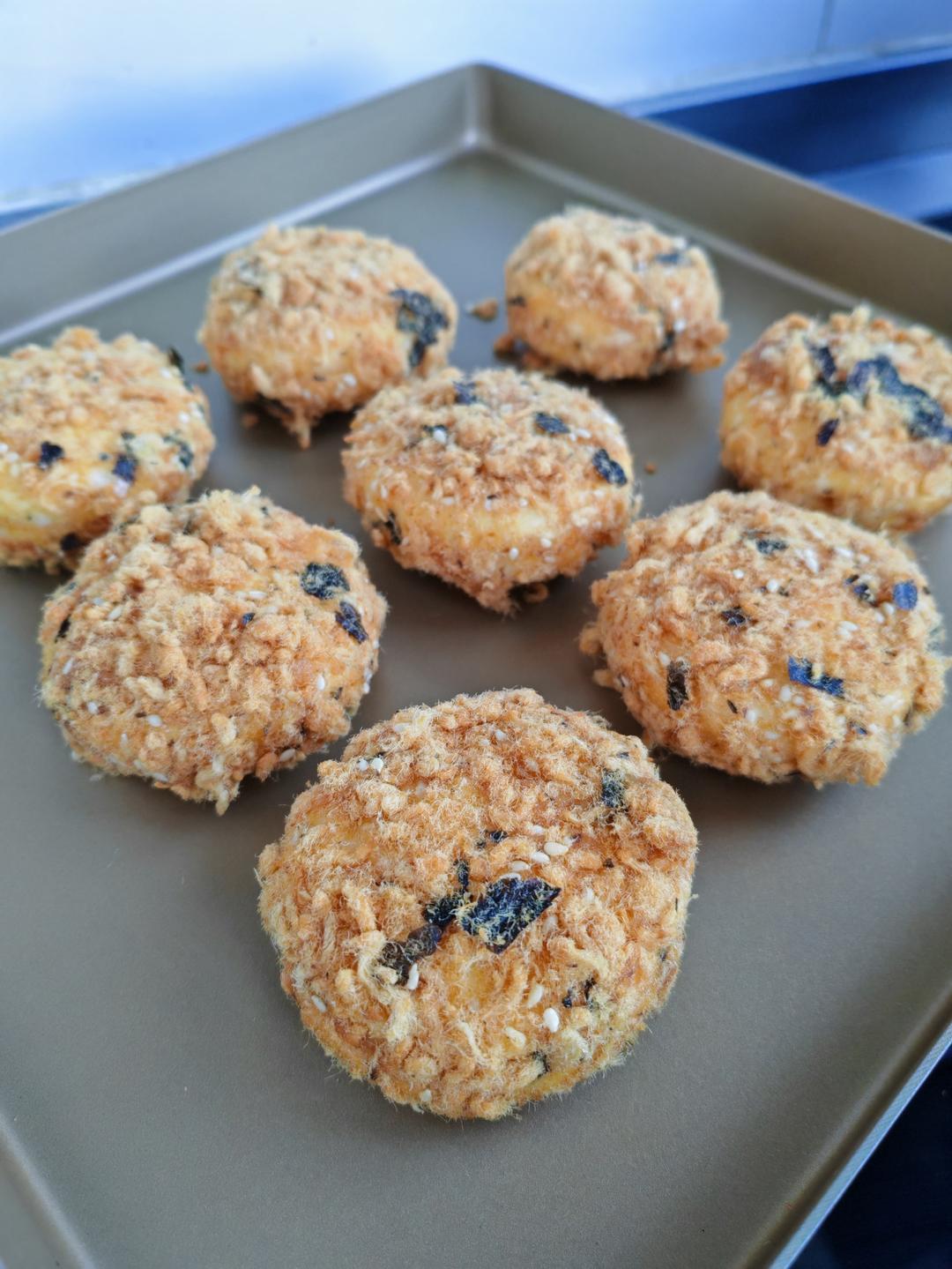 朋友都说比鲍师傅好吃的海苔肉松小贝