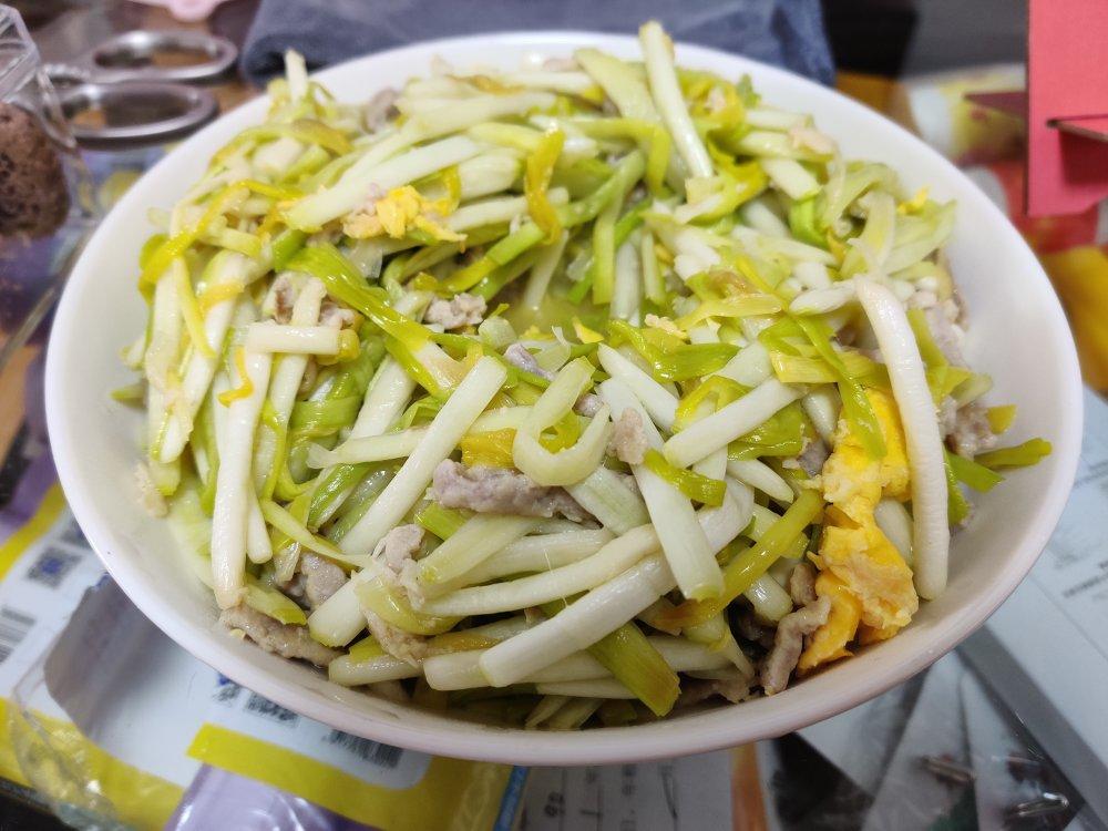 蒜黄肉丝
