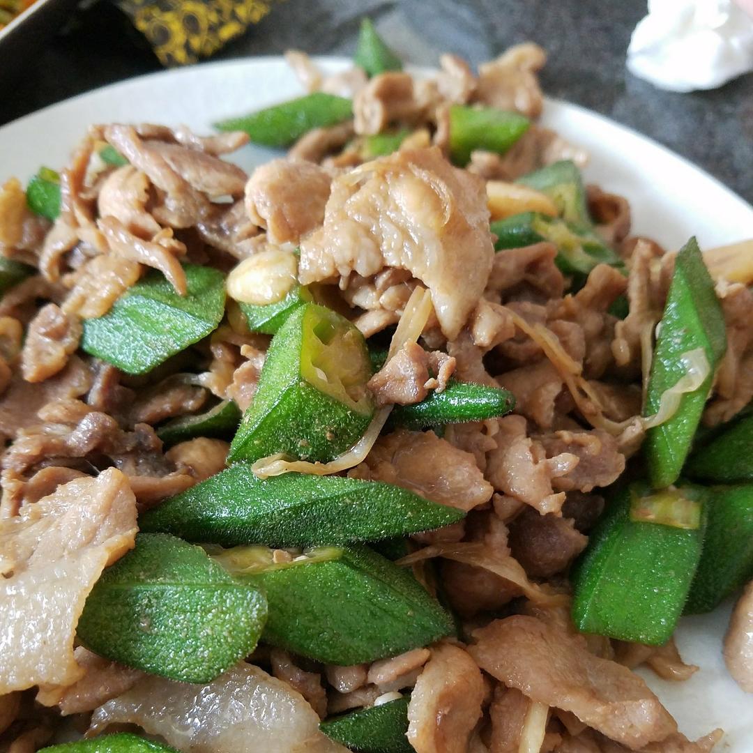 秋葵炒肉