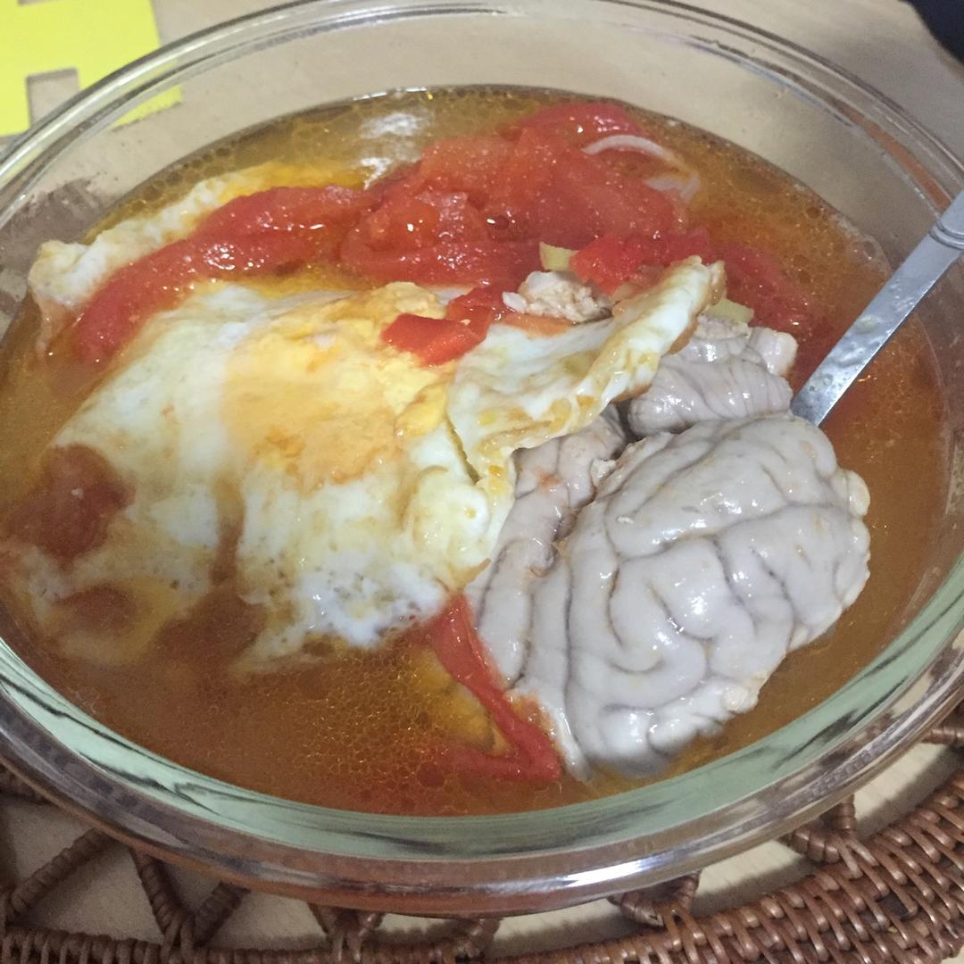 悦妈靓汤之～鸡蛋豆苗脑花汤