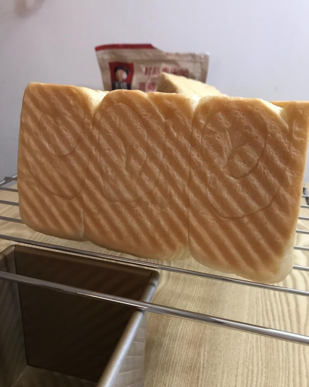 【UKOEO猛犸象热风炉】吐司的做法--港式吐司