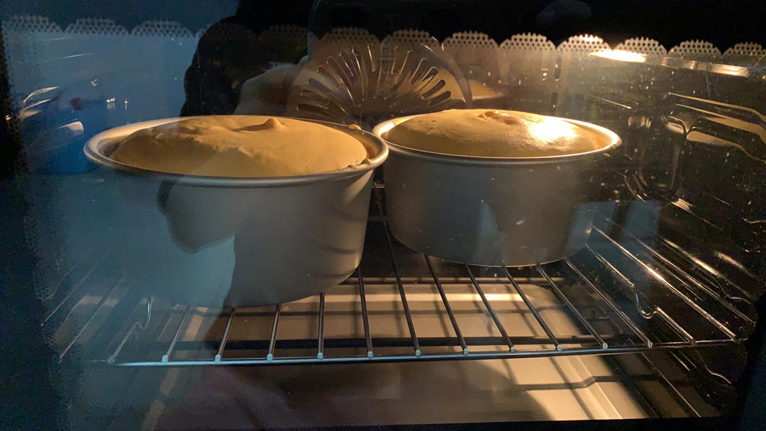 纸杯蛋糕 8寸戚风蛋糕的量