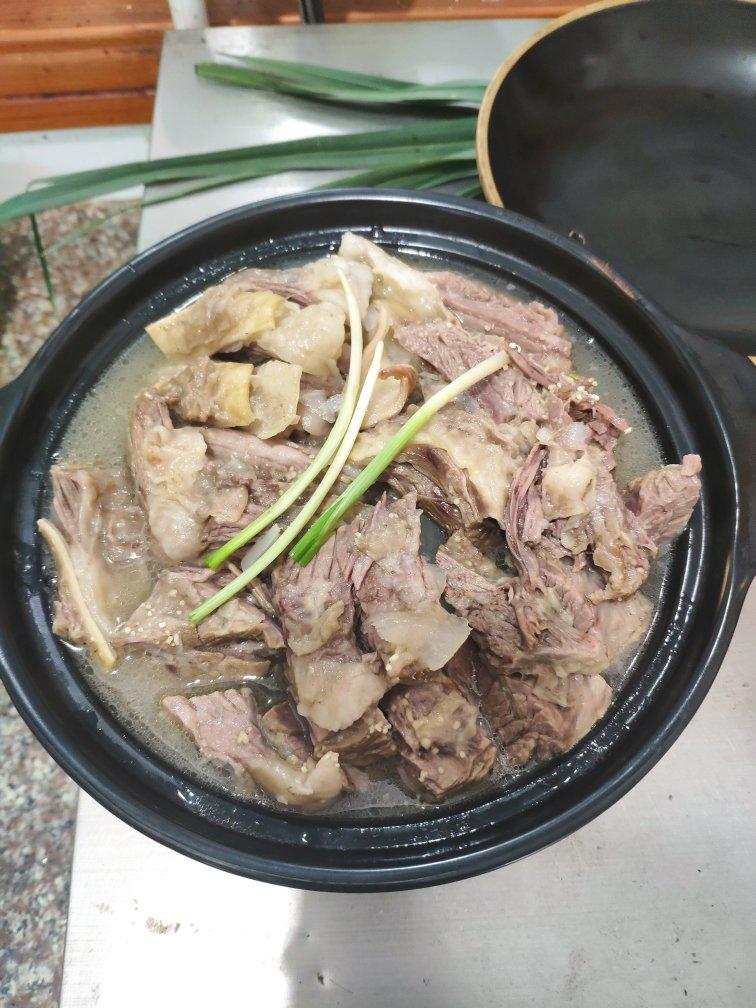 无敌清汤牛腩