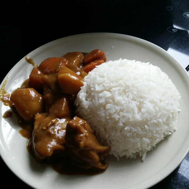 咖哩鸡饭