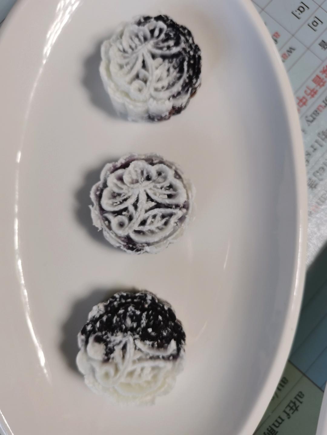 紫薯山药糕月饼