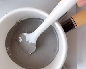 传统港式黑芝麻糊（不含糯米、无需过滤）的做法 步骤3