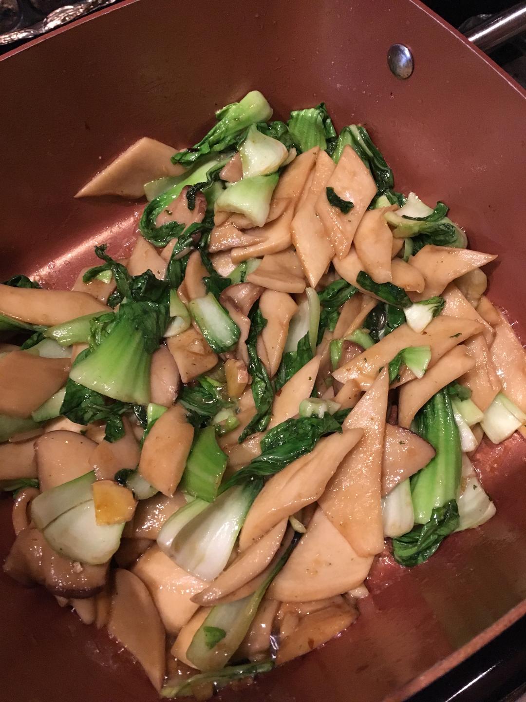 杏鲍菇炒小油菜的做法