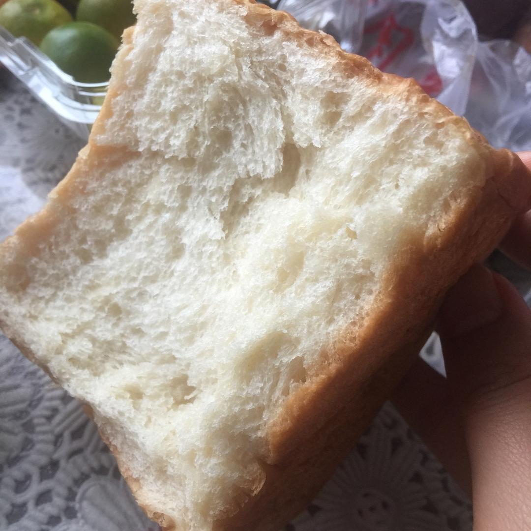 《Tinrry+》软绵绵的白吐司