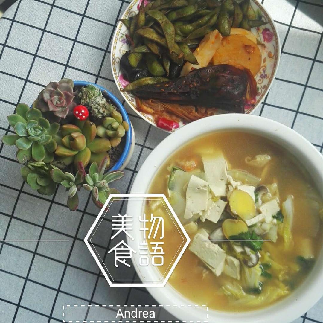 (学生营养)蔬菜鸡腿煲