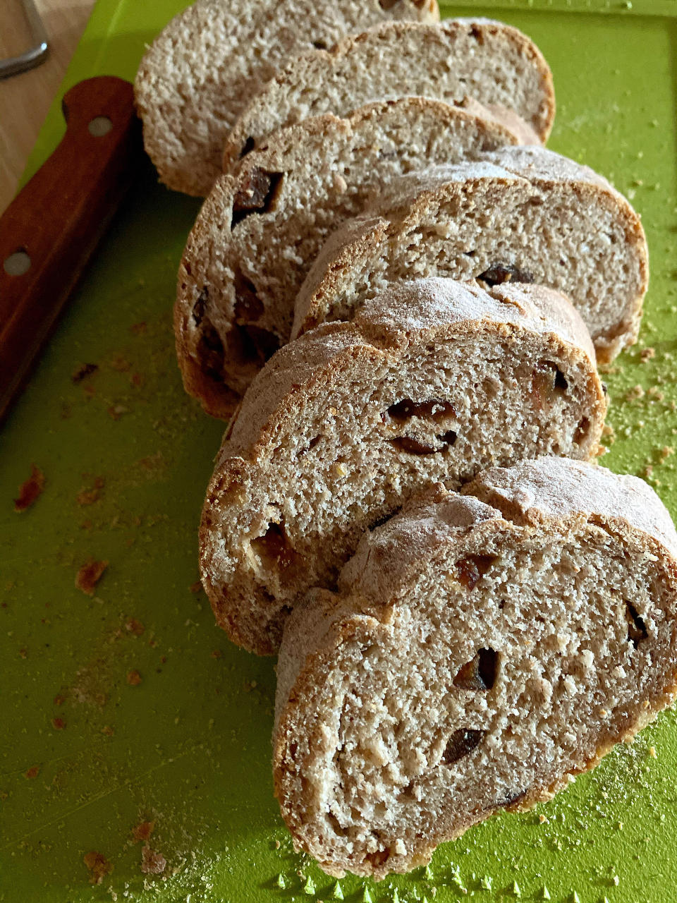 周末的减肥面包--全麦燕麦面包