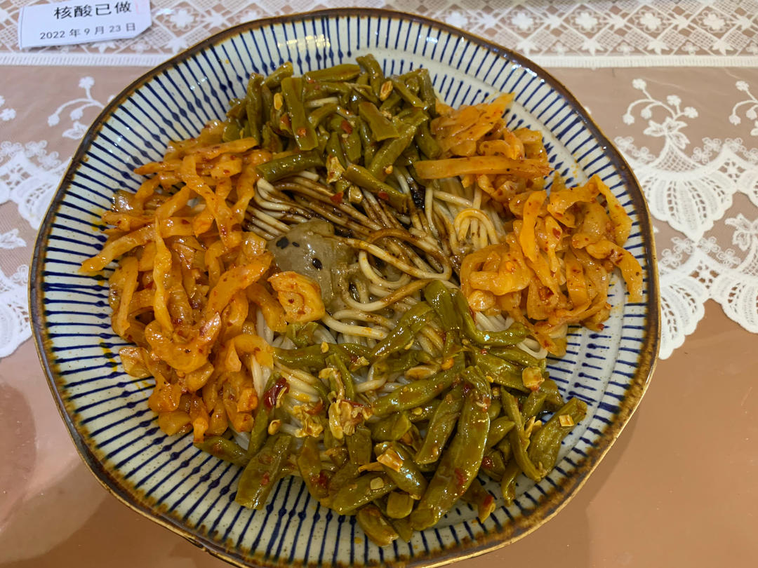 超简单超快手的热干面（小白也可以学会哦）
