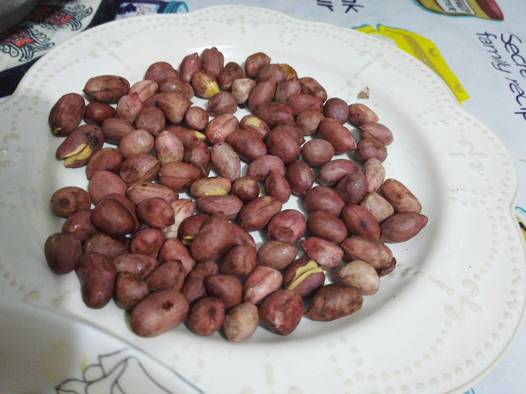 “酒鬼”花生米的做法