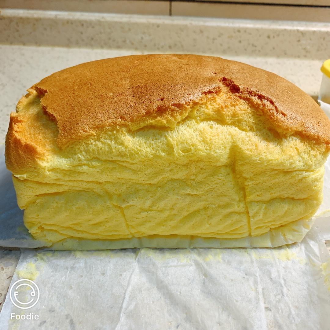 堪比柯基屁股
爆浆芝士🧀古早蛋糕