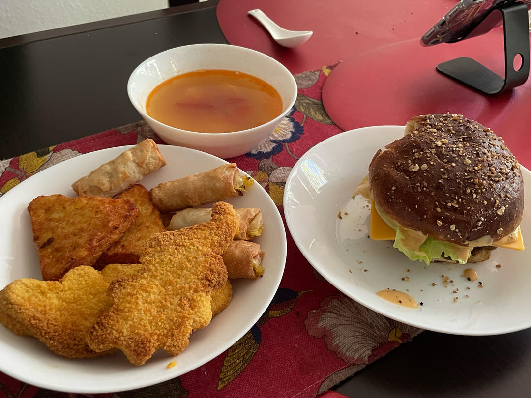 牛肉汉堡的肉胚