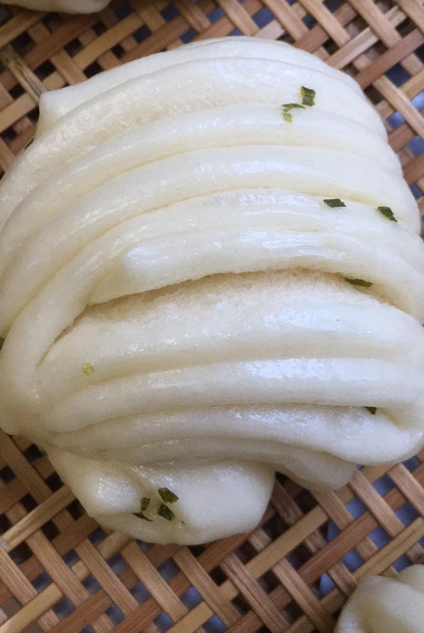 传统的葱油花卷