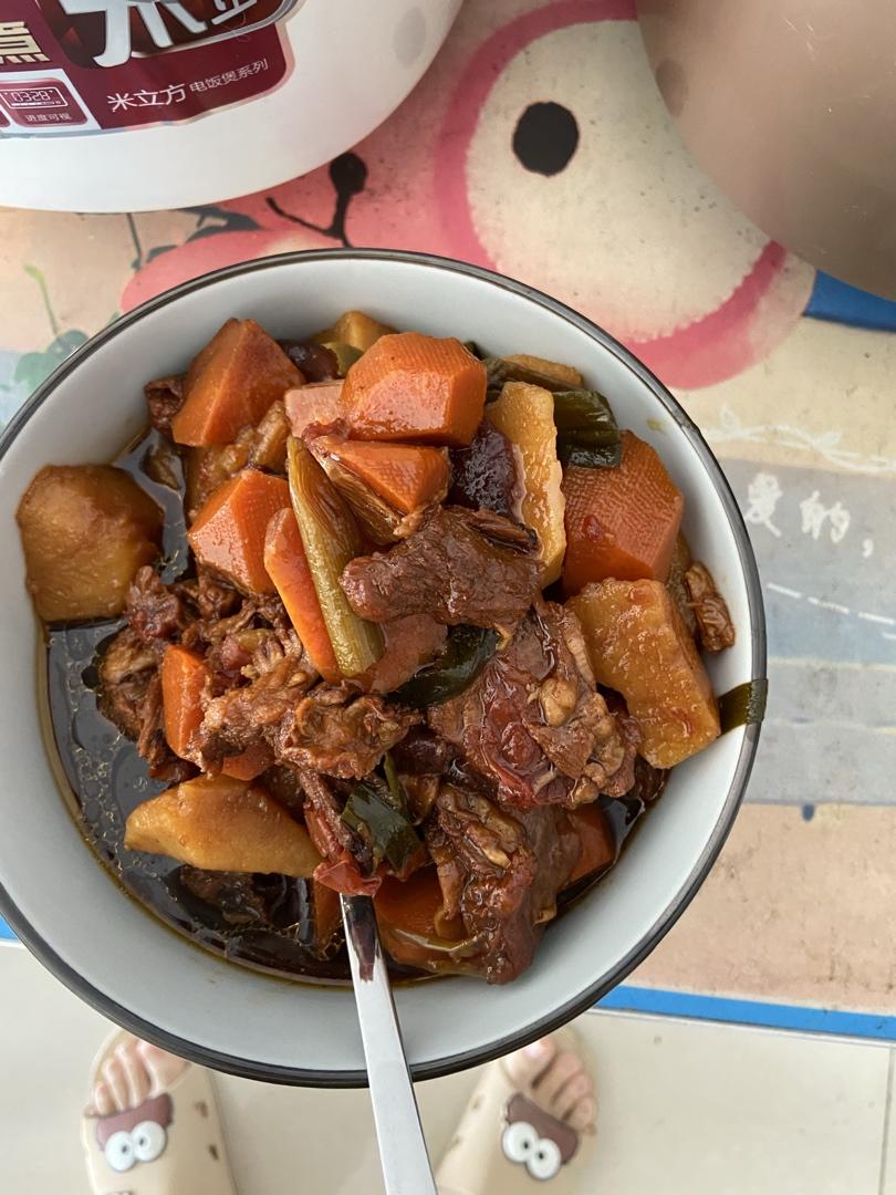 番茄土豆炖牛腩