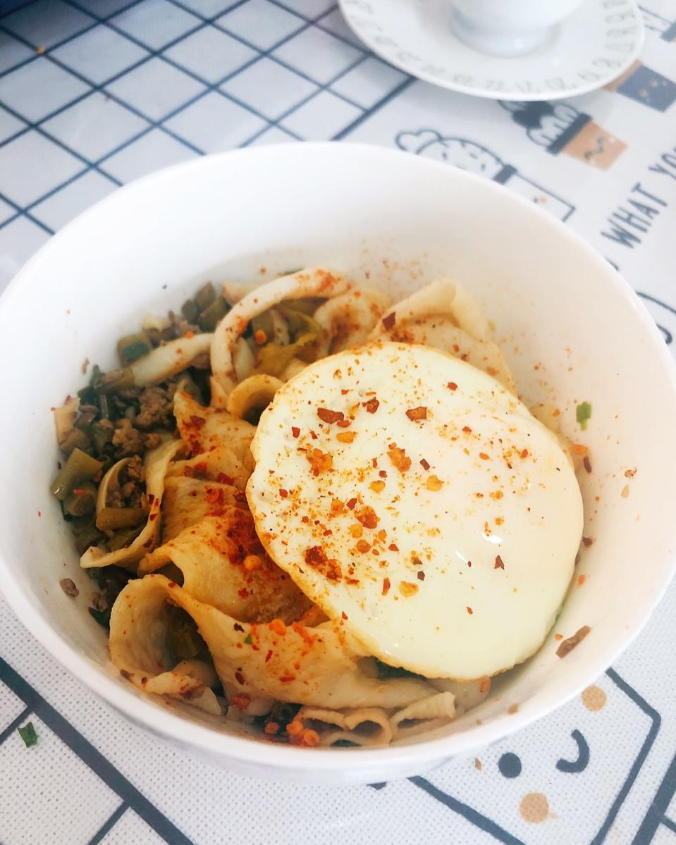 肉末酸豆角红油拌面【食材包操作说明】