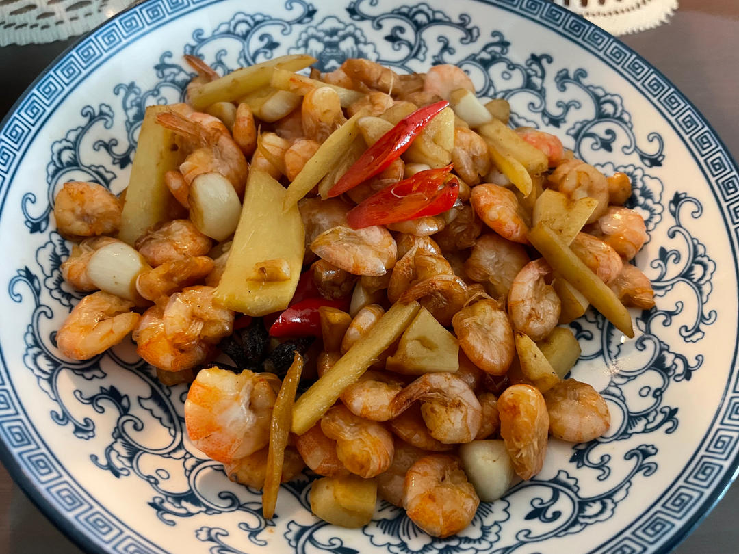 爆炒小河虾