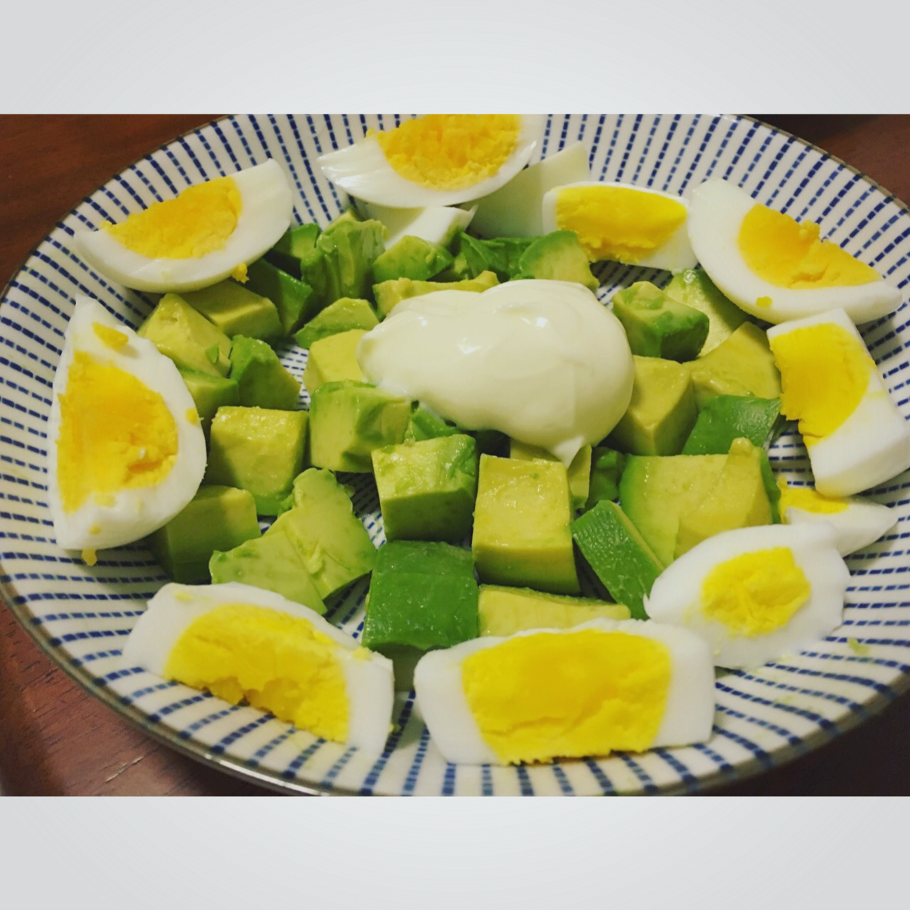 早餐之牛油果鸡蛋沙拉