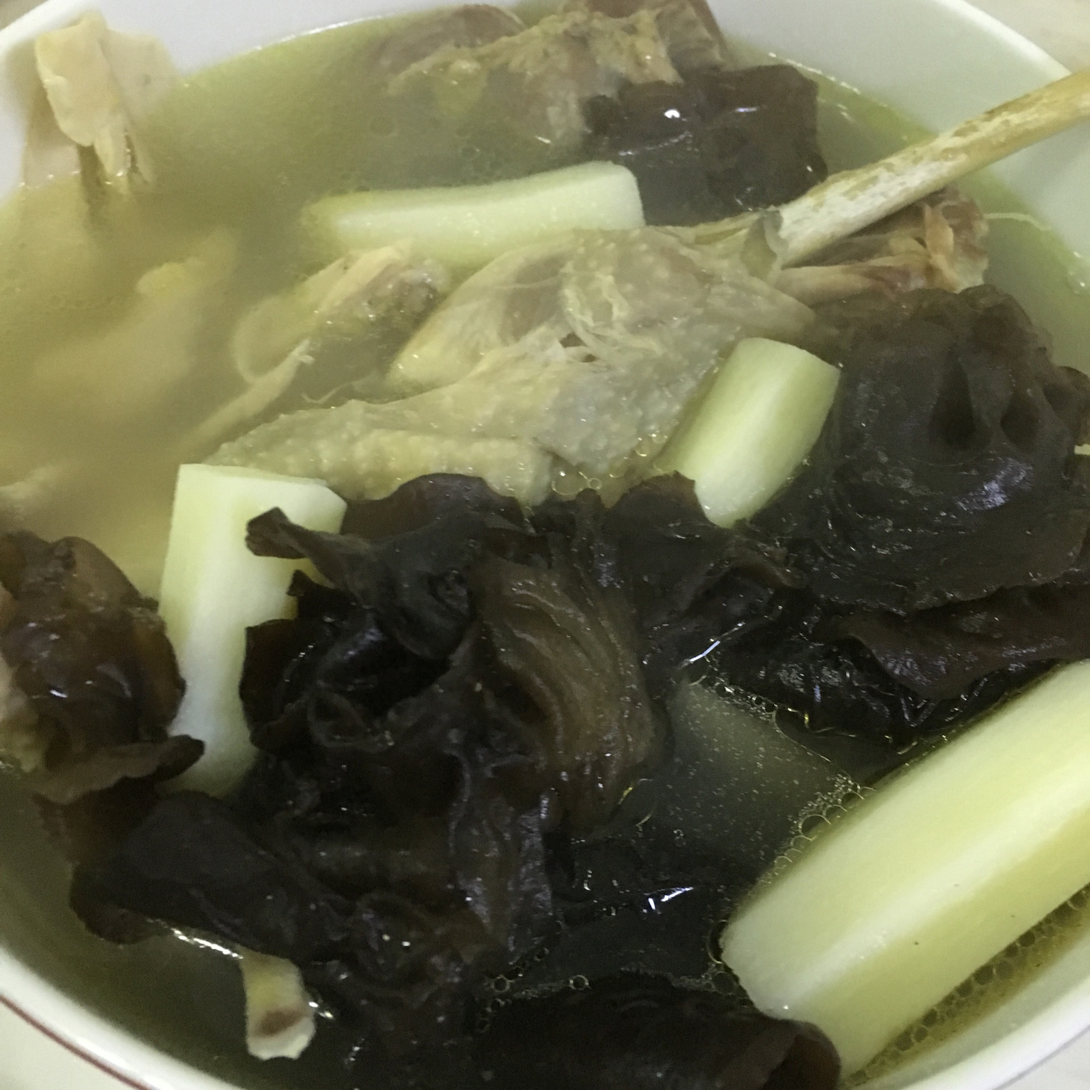 山药木耳鸡汤