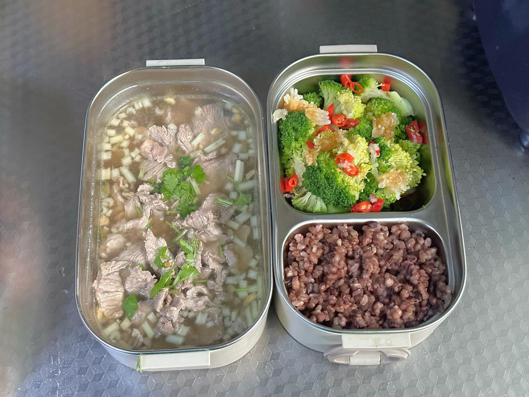 午餐•2026年3月25日