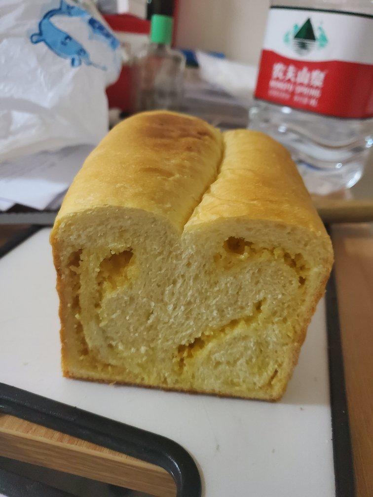 奶酥吐司