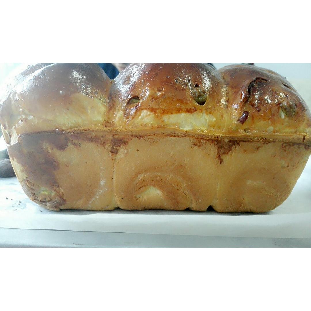 基础面包制作 Basic Bread (Loaf&Roll)