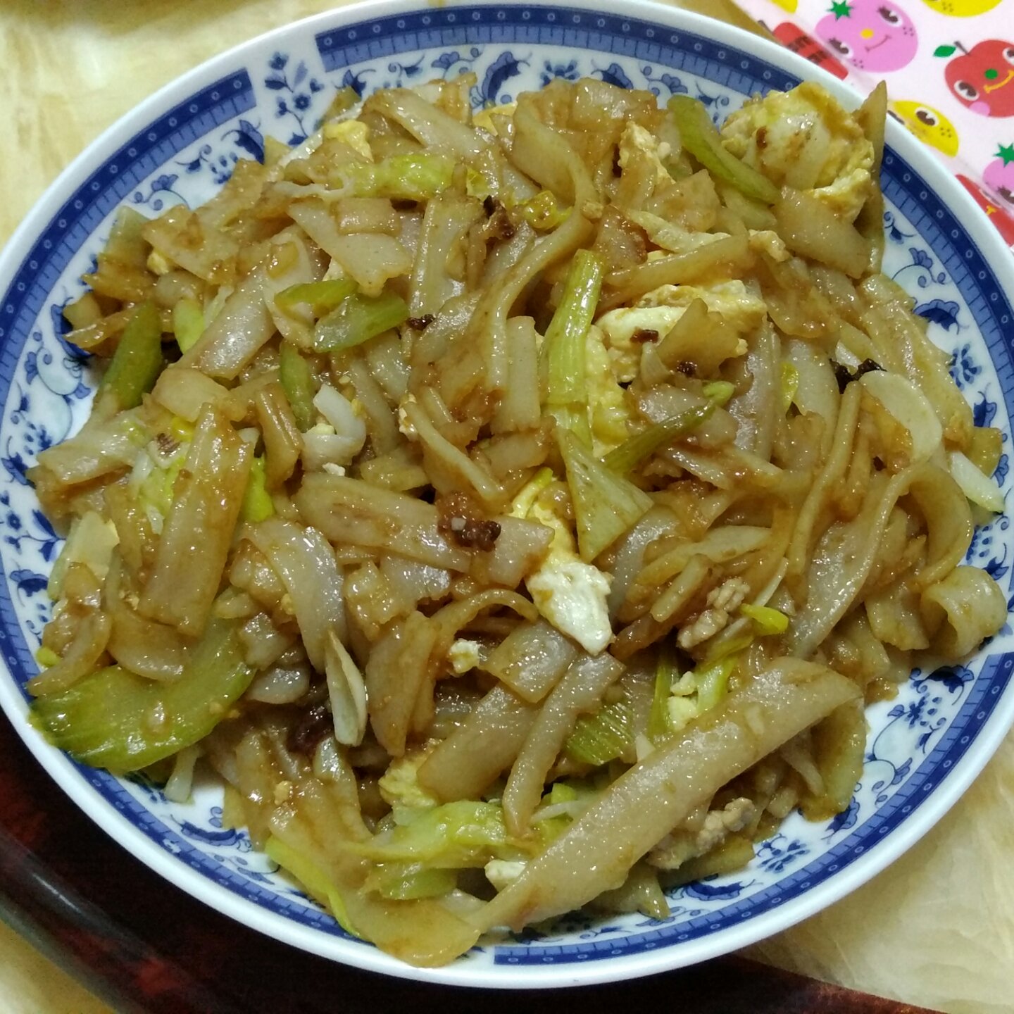 杂菜炒河粉