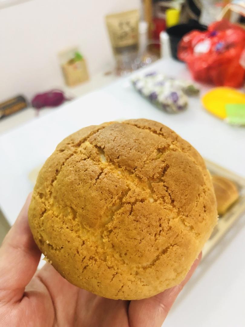 菠萝酥皮面包