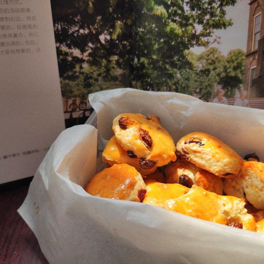 不用醒面，一次成功的葡萄干司康，好吃到爆