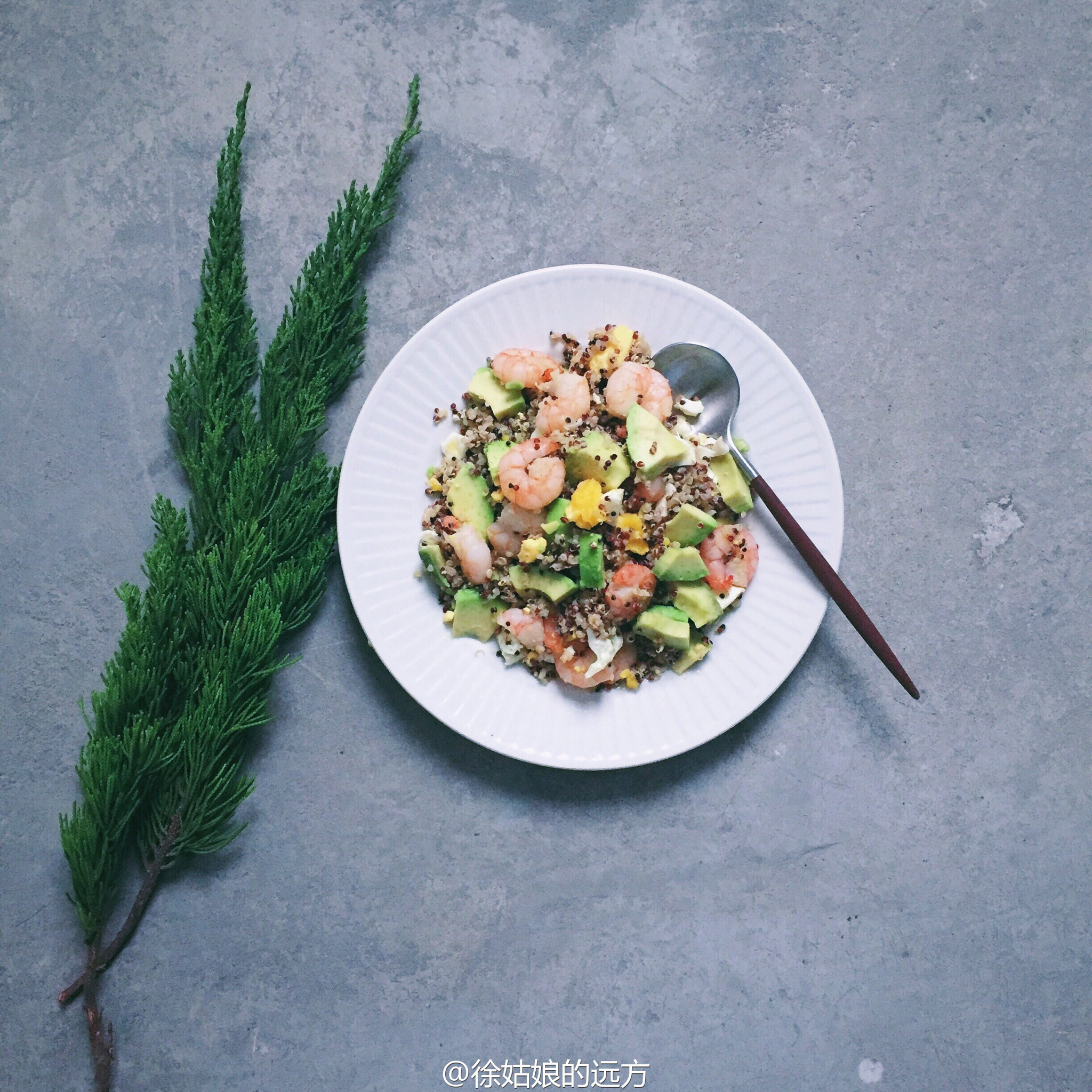 藜麦鸡胸肉沙拉