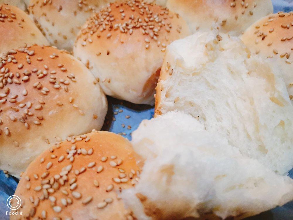 松软的牛奶面包🍞