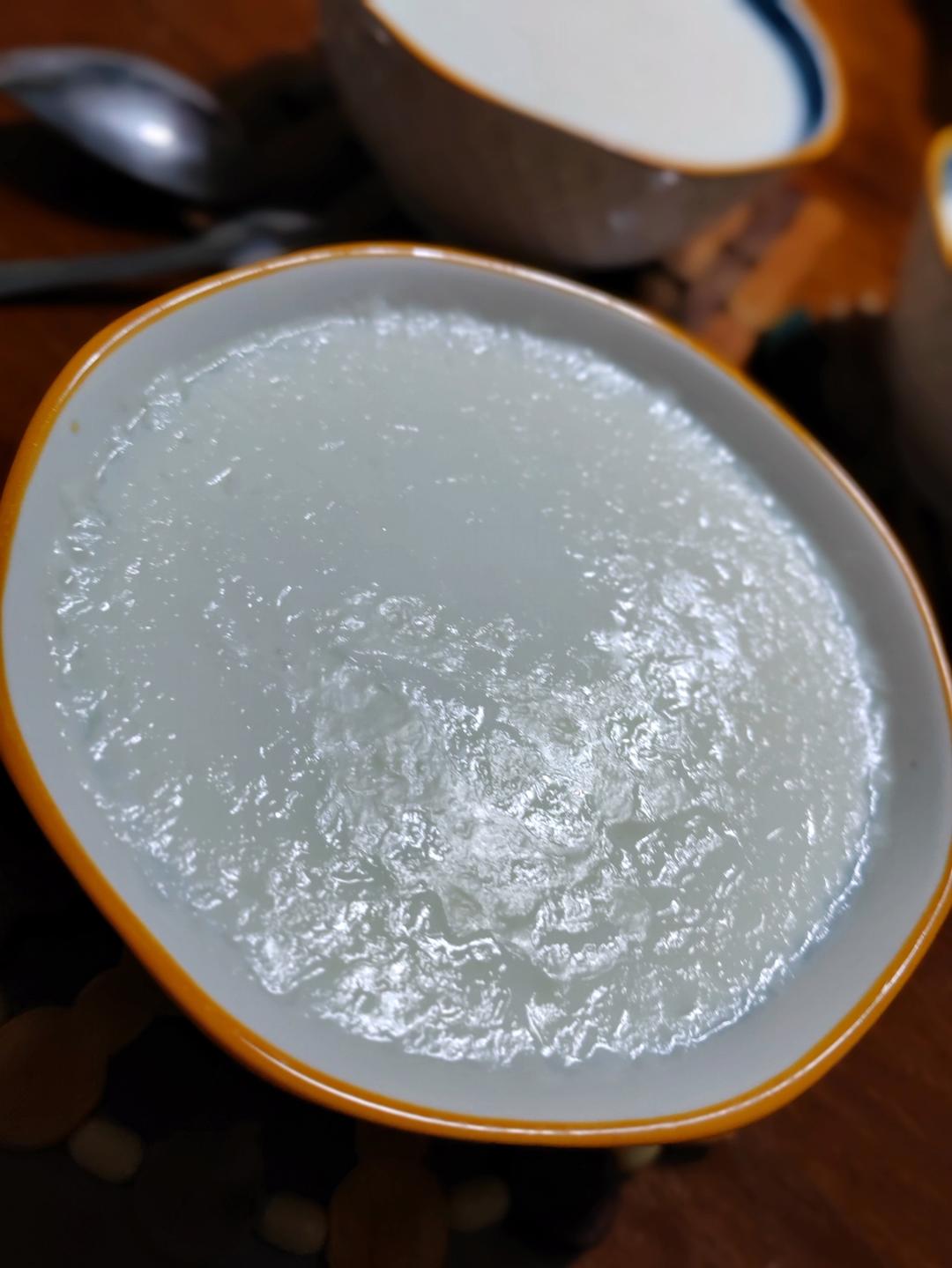 双皮奶，奶皮厚薄随意做