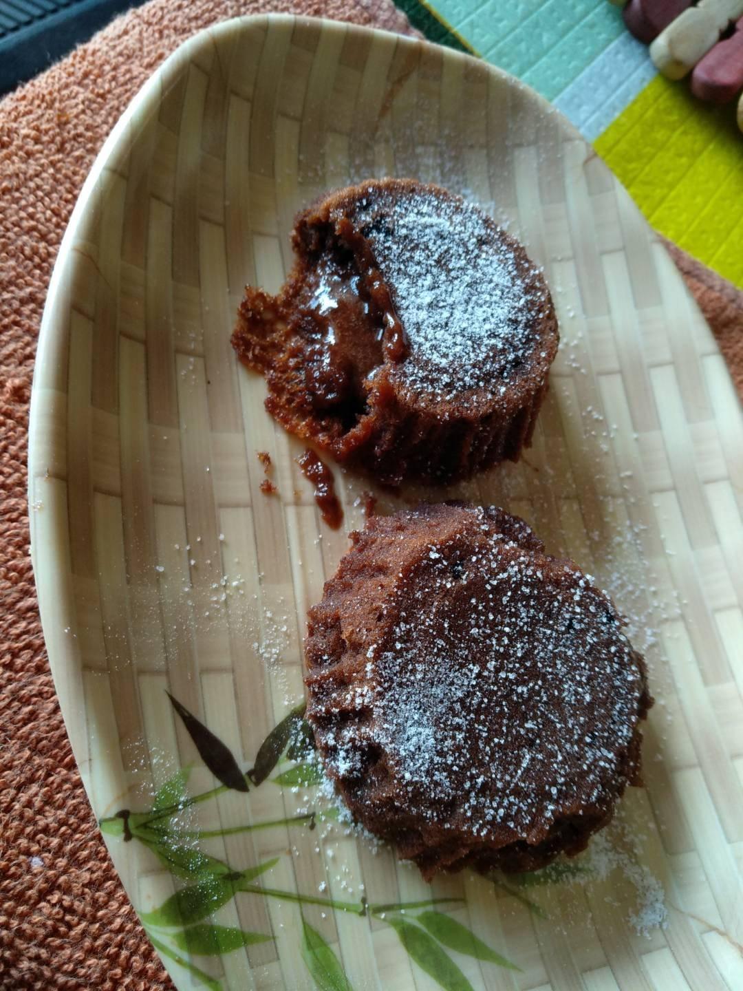 巧克力熔岩蛋糕(全图文超简单)