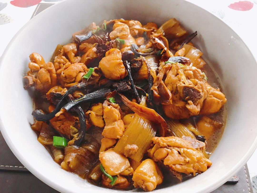 小鸡炖蘑菇