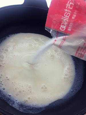 “豆乳布丁”喝不完的豆浆怎么办？【九阳烤箱】帮你忙的做法 步骤5