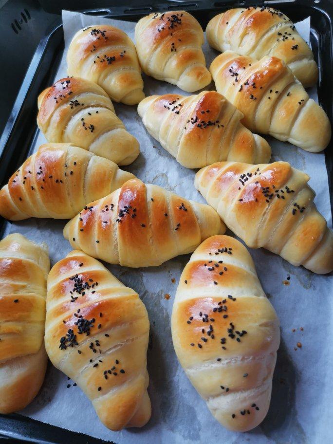 简易基础款黄油面包卷