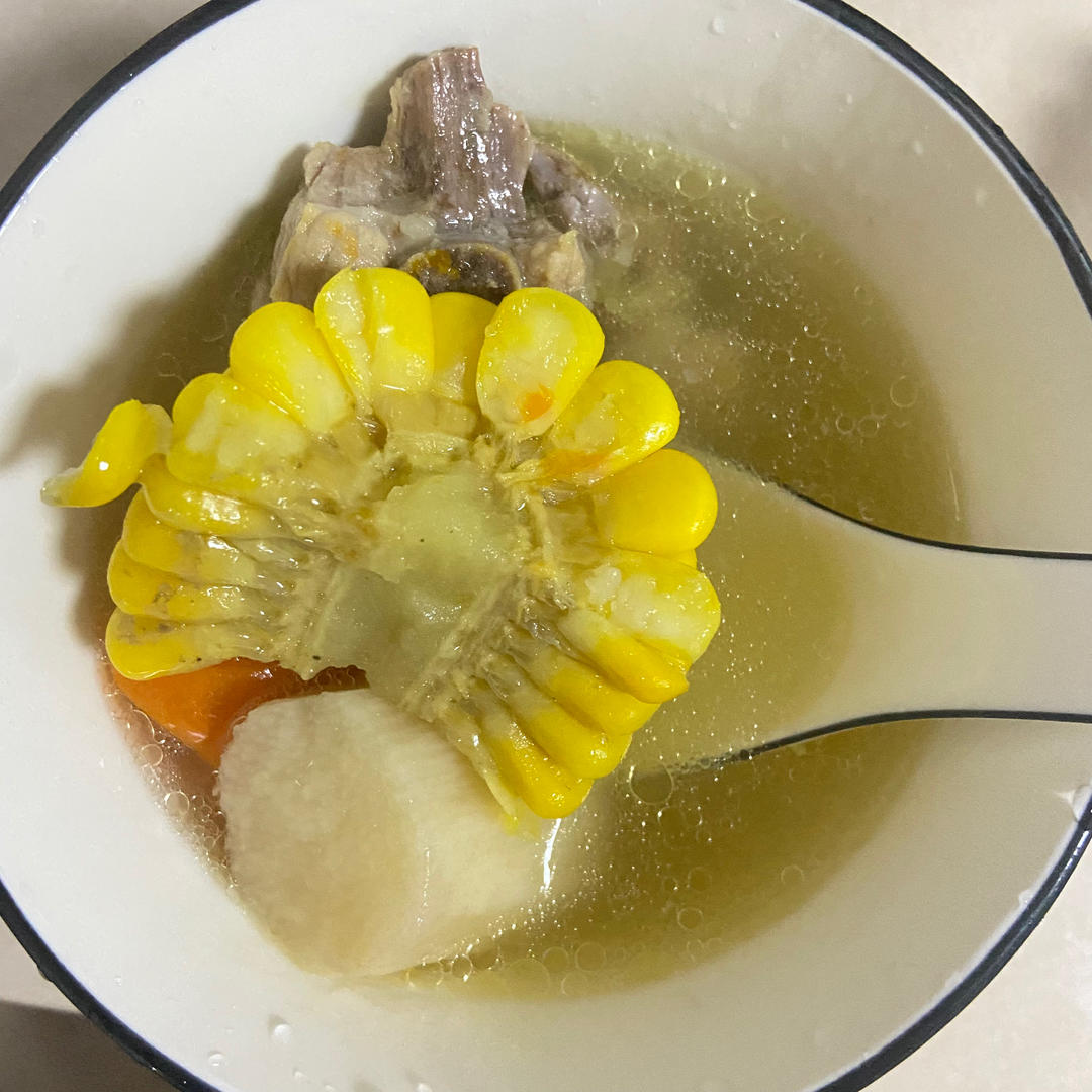 玉米山药排骨汤～