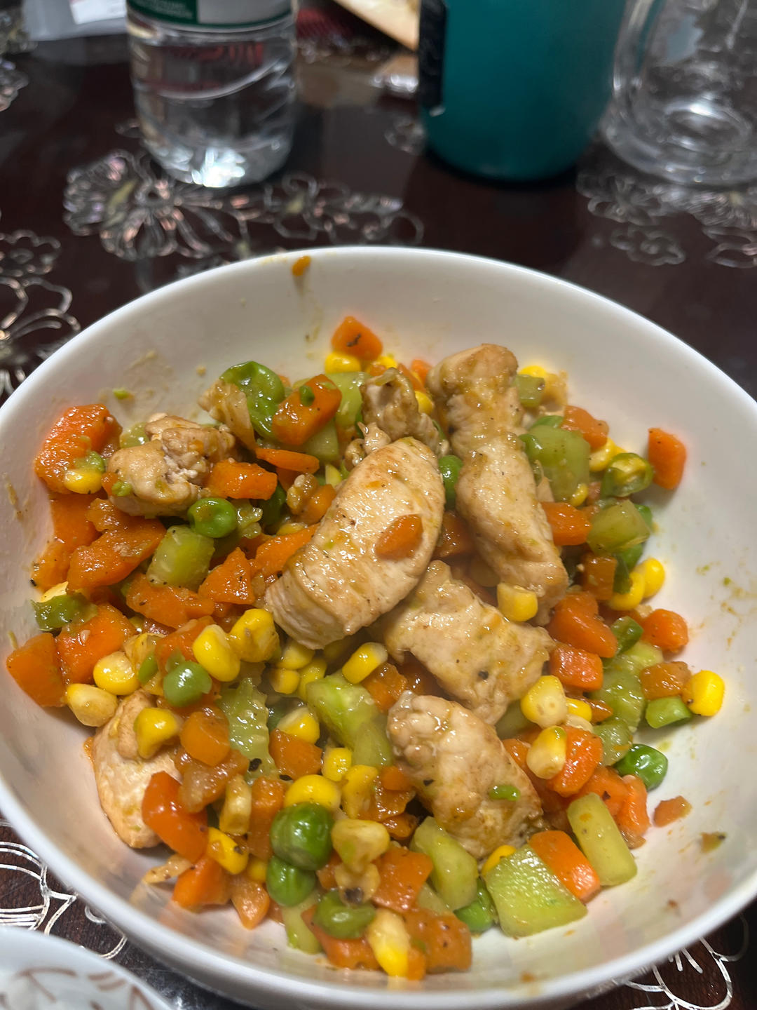 鸡胸肉炒三色蔬