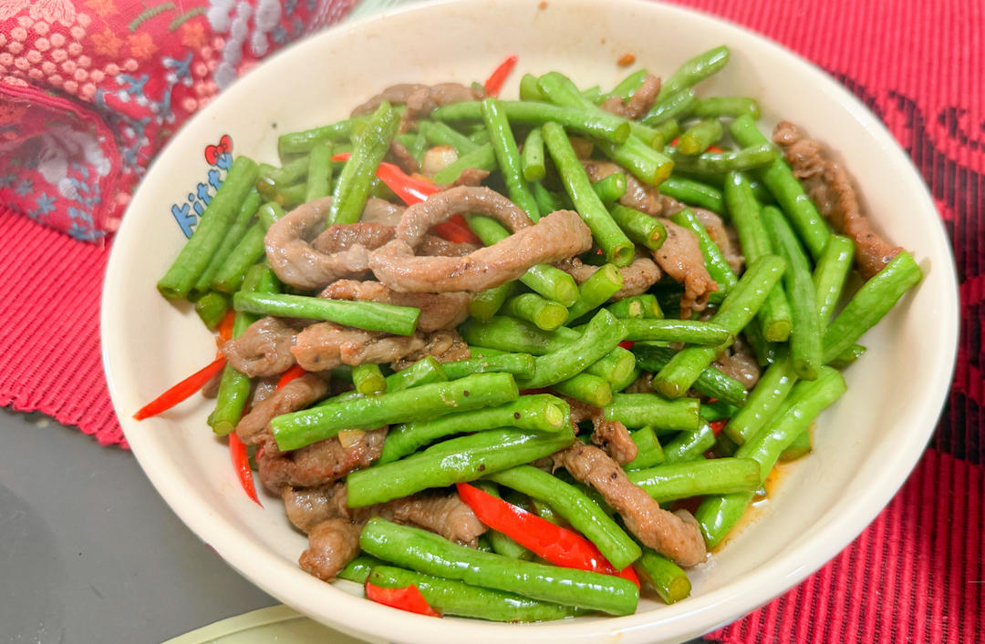 豆角炒牛肉这样做超嫩超下饭，好吃到舔盘！