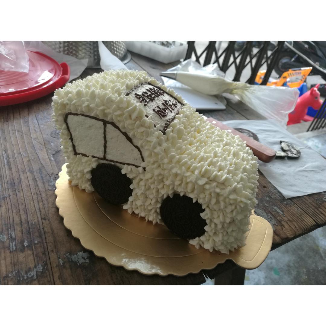 萌萌小汽车蛋糕