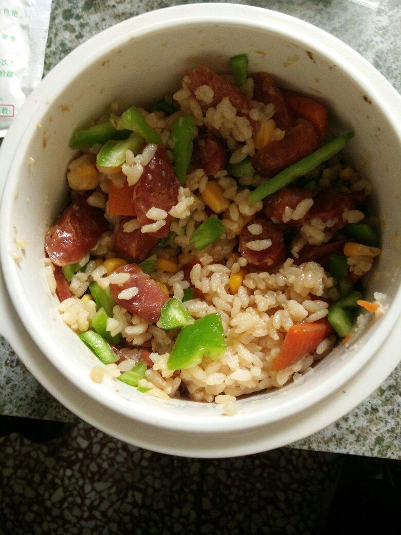 电炖盅——广东腊肠盖饭