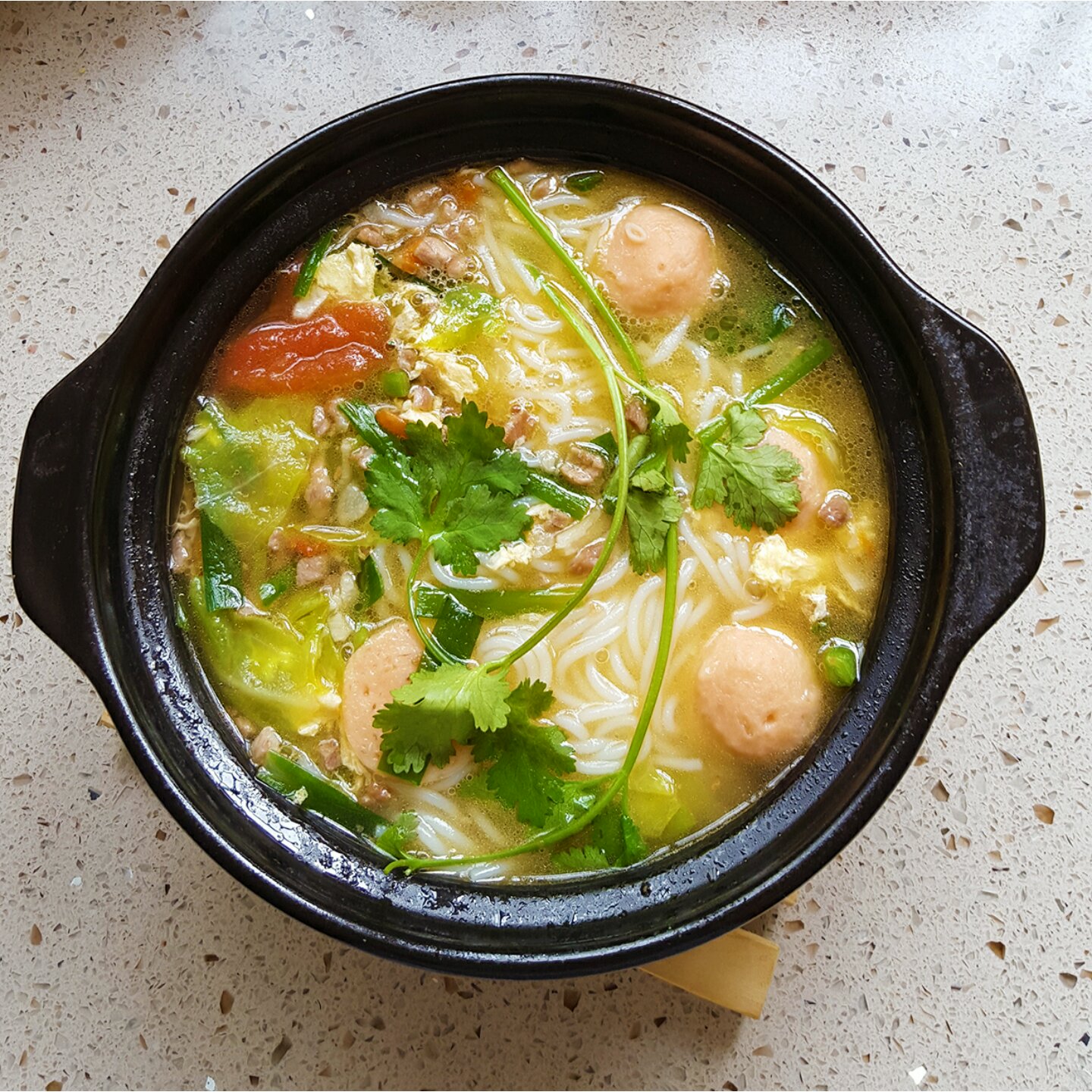 元宝de妈咪~做的小锅米线