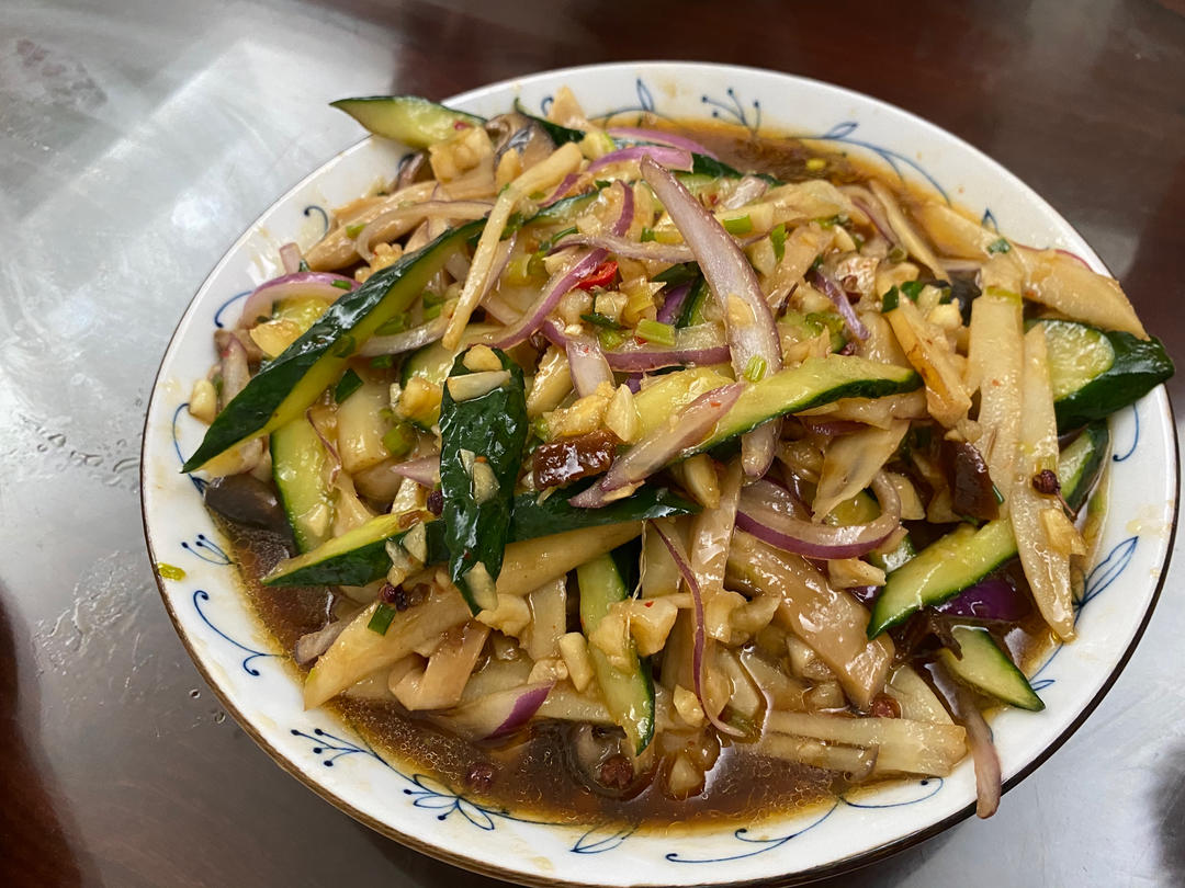 比肉还好吃的【手撕凉拌杏鲍菇】，上桌扫光光