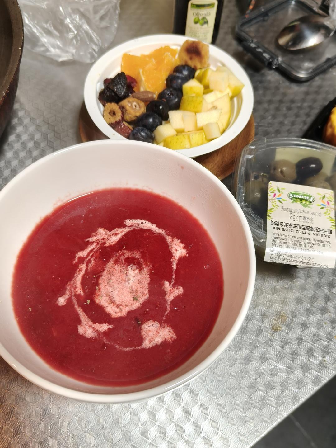 迷迭香甜菜根土豆浓汤Rosemary beetroot potato soup