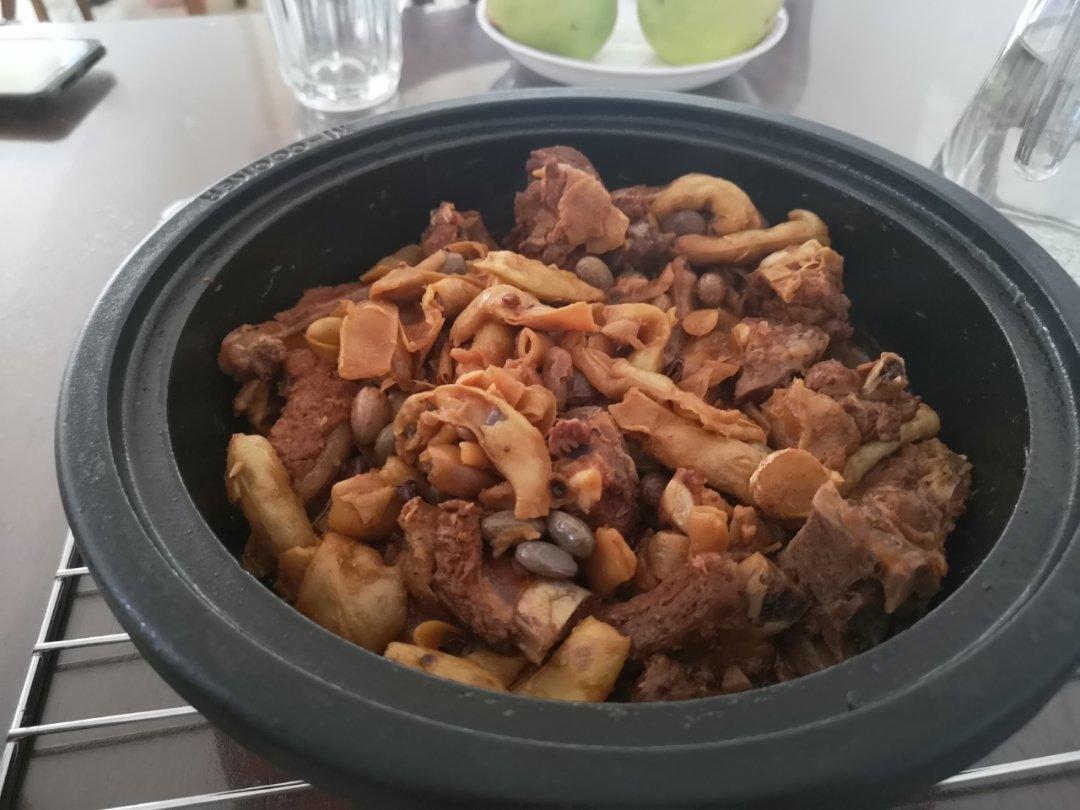 东北排骨炖豆角