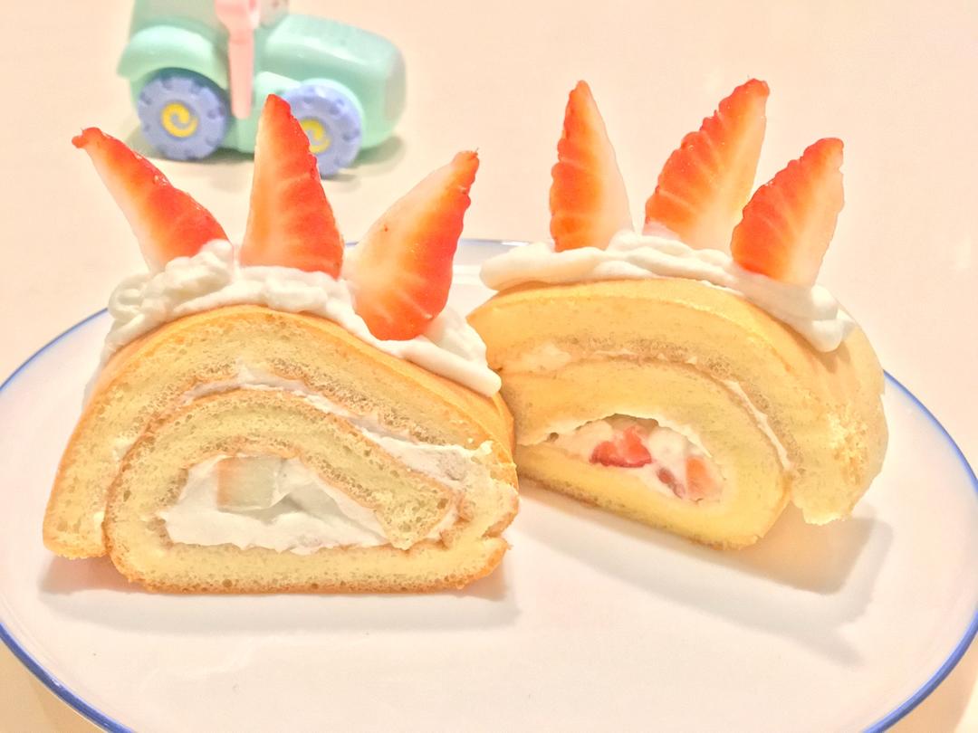 烫面草莓蛋糕卷