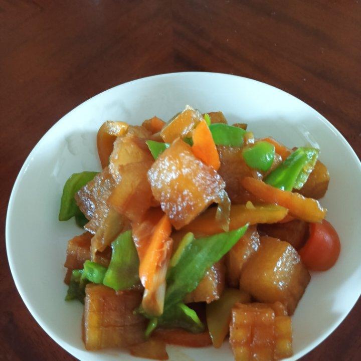 红烧冬瓜最完美做法，不加一滴水，瞬间秒杀红烧肉