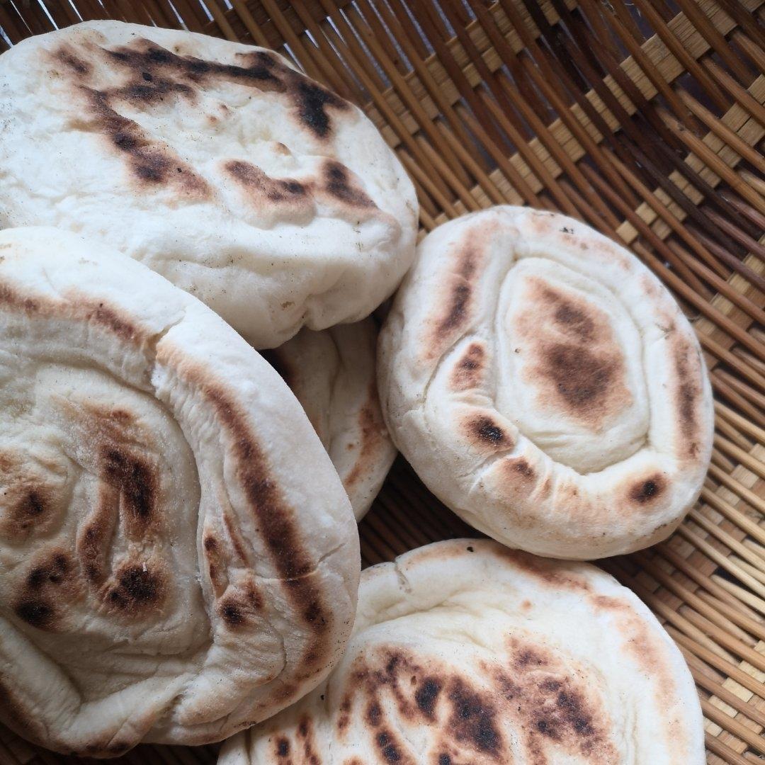 腊汁肉夹馍（烤出白吉馍特殊花纹的方法）