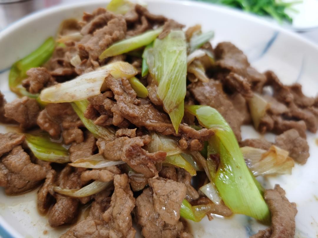 【嗷呜】老北京葱爆羊肉